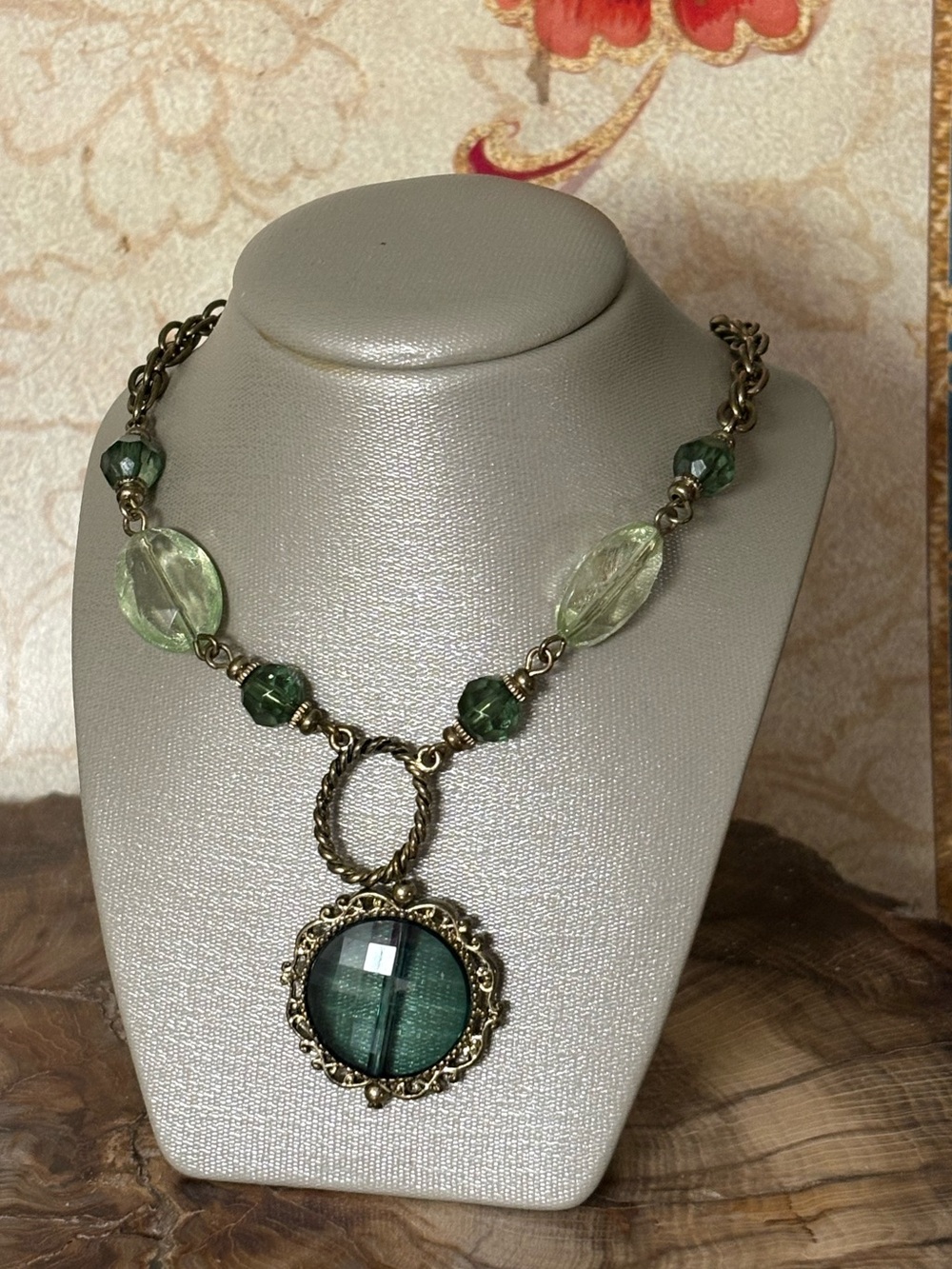 1928 Green Glass Beaded Pendant Necklace with Antique Gold-Tone Filigree